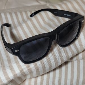 Classic Black Sunglasses